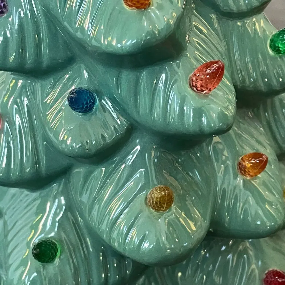 Mr Christmas Nostalgic Ceramic Tree 14” Star Top Multi Colored Lights & Box READ